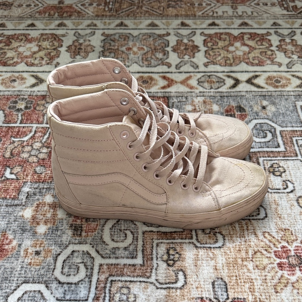 Vans Women's High-Top Sneakers in Light Pink